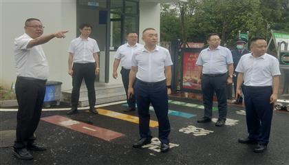 遂寧興業(yè)集團(tuán)召開(kāi)“問(wèn)題大排查、作風(fēng)大整治、工作大提升”專(zhuān)項(xiàng)行動(dòng)現(xiàn)場(chǎng)推進(jìn)會(huì)